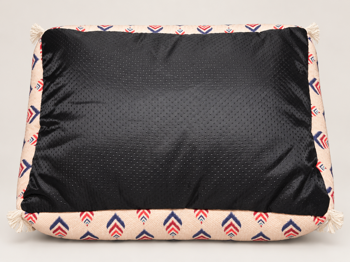 Dessous antidérapant du panier pour chien Croci Cuzco Summer